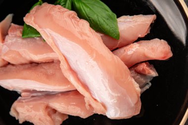 Tavşan çiğ et fileto taze lezzetli gurme yemek arka planı masa rustik gıda üst görünüm fotokopi alanı keto ve paleo diyet