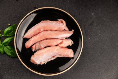 Tavşan çiğ et fileto taze lezzetli gurme yemek arka planı masa rustik gıda üst görünüm fotokopi alanı keto ve paleo diyet