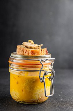 Foie gras kaz ciğeri iştah açıcı leziz lezzetli gurme yemek arkaplanı masa kırsal gıdanın üstünde fotokopi alanı