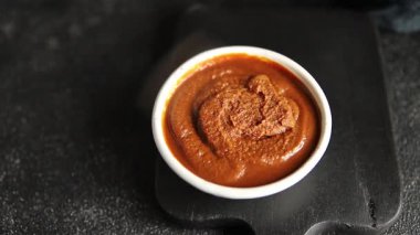 Japon yemeği pişirmek için Miso macunu kalın soya fasulyesi ezmesi. Lezzetli çerezler. Yemek arkaplanı.