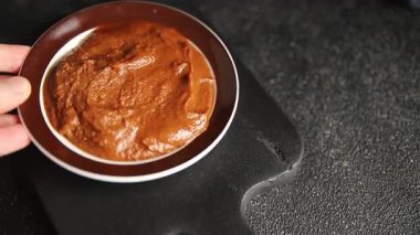 Japon yemeği pişirmek için Miso macunu kalın soya fasulyesi ezmesi. Lezzetli çerezler. Yemek arkaplanı.