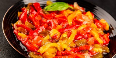 Biberli salata, sebze, sebze, sebze, sebze, sebze, sebze, sebze, sebze, sebze.