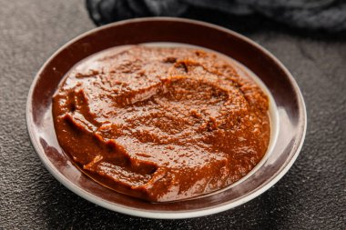 Japon yemeği pişirmek için Miso macunu kalın soya fasulyesi ezmesi. Lezzetli çerezler. Yemek arkaplanı.