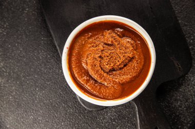 Japon yemeği pişirmek için Miso macunu kalın soya fasulyesi ezmesi. Lezzetli çerezler. Yemek arkaplanı.