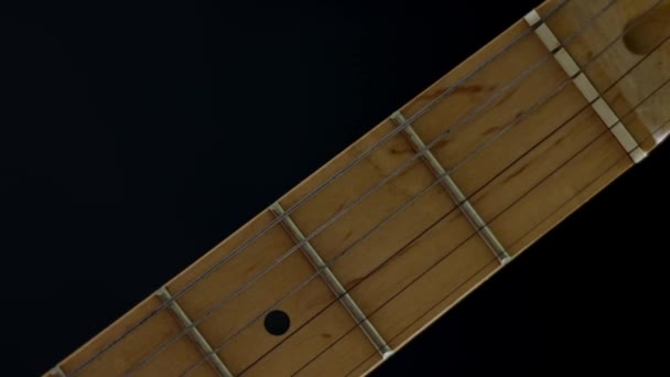 Skilled Musicians Hand Inserts Pick Strings Guitar Fingerboard Close Black — Stock videók