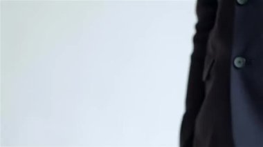 Bir el sıkışma ayakta yoldaşları Close-Up