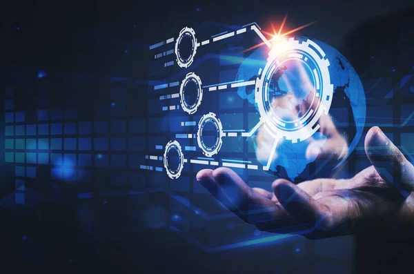 İnsan eliyle Dünya hologramı ve sanal tablo, teknoloji konsepti, işleme ve iş akışı, çevrimiçi veri yönetimi fikri.