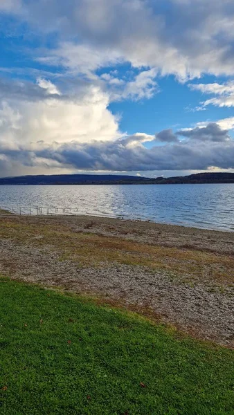 Danau Constance Pantai Dengan Indah Awan Formasi Langit — Stok Foto