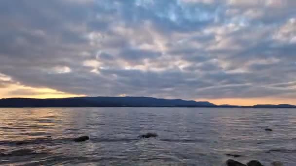 日落在美丽的康斯坦茨湖时差摄影 — 图库视频影像