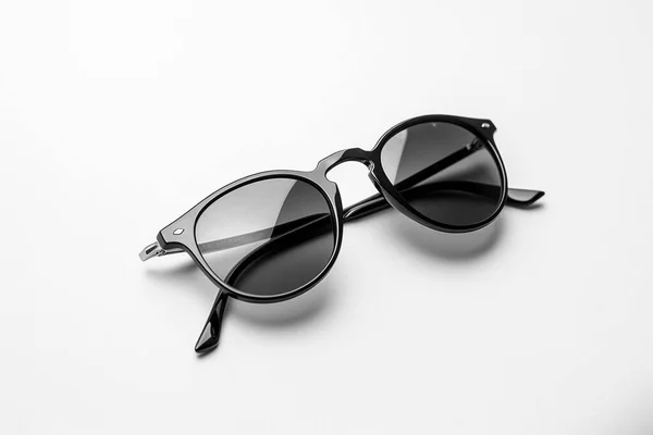 Par Gafas Sol Negras Sobre Fondo Blanco —  Fotos de Stock