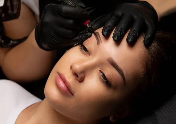 Process Creating Permanent Brow Tattoo Machine Beauty Salon — Stock Photo, Image