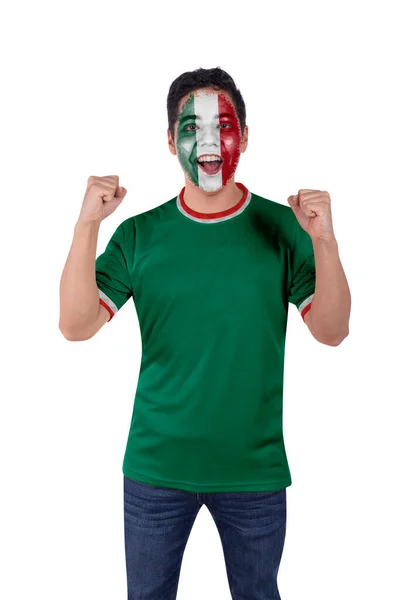 Młody Fanatyk Sportu Piłki Nożnej Zielonym Mexico Jersey Szczęśliwy Krzycząc — Zdjęcie stockowe