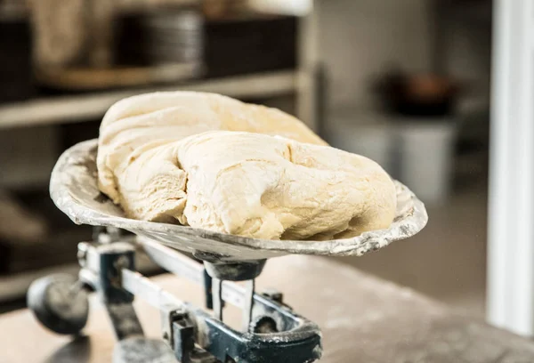 Виробничий Процес Всередині Пекарні — стокове фото