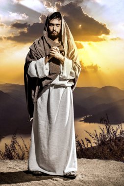 Tanrı aşkına koyu siyah gece w Tanrı'ya dua