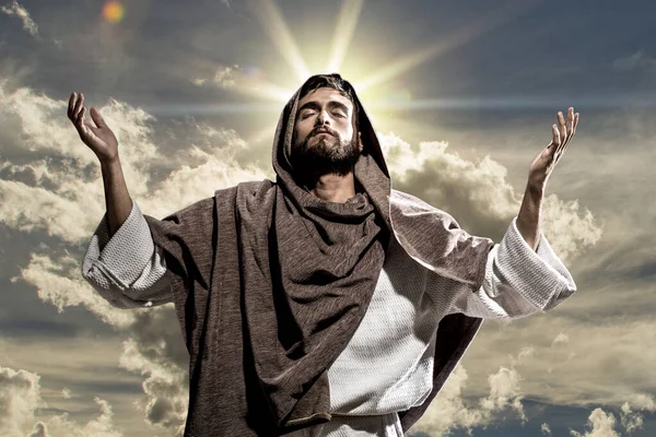 Jezus Christus Bidden Tot God Donkere Zwarte Nacht — Stockfoto
