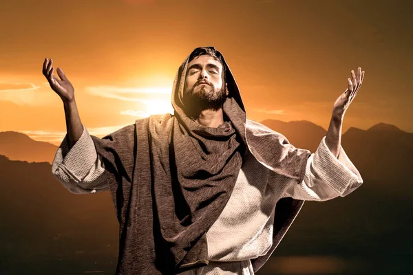 Yesus Kristus Berdoa Kepada Allah Dalam Gelap Malam — Stok Foto