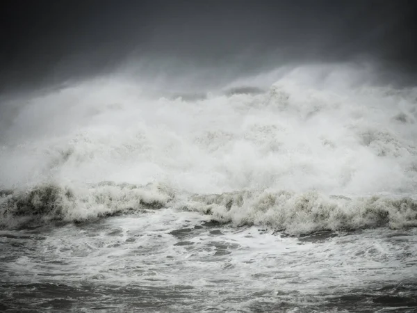 Zhroucení Velkých Vln Gloria Bouře Pobřeží Barcelony Mořská Síla — Stock fotografie