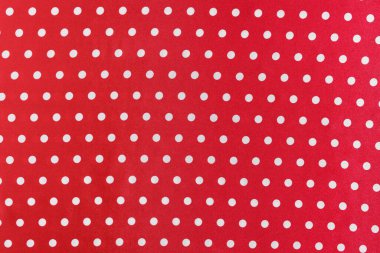 Kırmızı ipek kumaş ya da beyaz benekli polyester kumaş. Tasarımınız için arkaplan