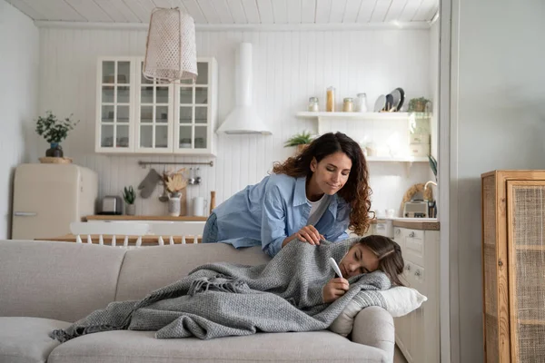 Staying Home Sick Child Unwell Unhealthy Teen Girl Getting Cold — Stock Photo, Image