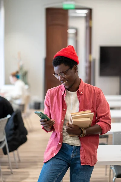 African American Man Glasses Resting Study Using Smartphone Surfing Internet — Stock Photo, Image