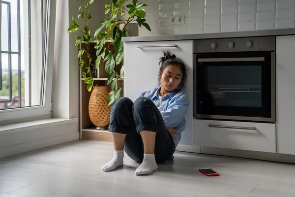 Unhappy Depressed Asian Chinese Woman Sits Alone Floor Home Kitchen — Stock Photo, Image