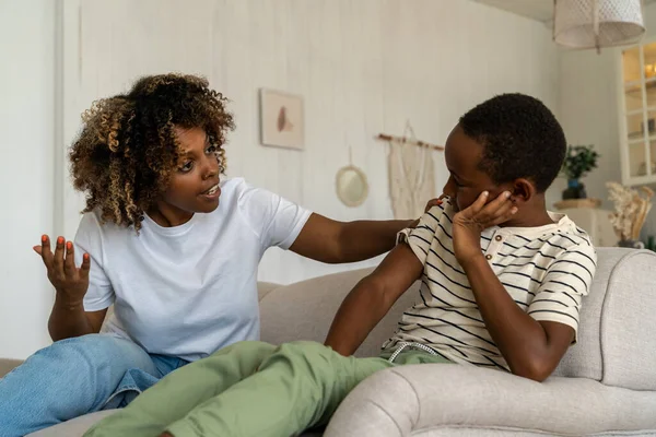 Young Irritated African American Woman Mother Trying Teach Naughty Child — Stock Photo, Image