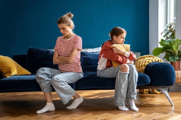 Mother Arms Crossed Sits Alone Offended Teenage Girl Couch Who — Stock Photo, Image
