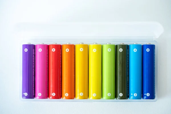 Nueva Batería Aaa Colorida Caja Plástico Acumulador Recargable Primer Plano — Foto de Stock