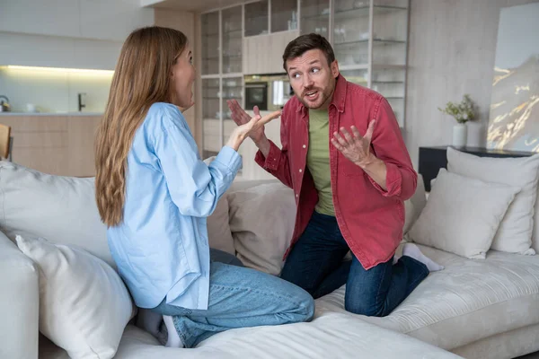 Reproachful Angry Excited Husband Blaming Wife Money Waste Cheating Being — Stock Photo, Image