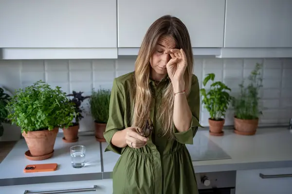 Overworked Freelancer Woman Suffering Chronic Fatigue Rubbing Eyes Kitchen Home — Stock Photo, Image