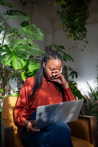 Tired Sleepy African American Woman Freelancer Take Break Sit Laptop — Stock Photo, Image