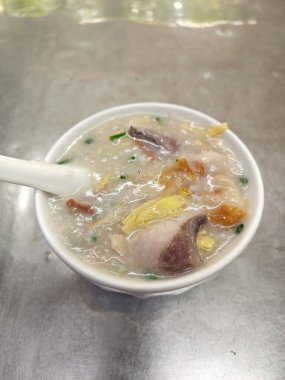 Çin lapası restoranda.