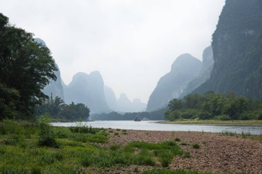 Yangshuo Guilin Çin 'deki manzara.
