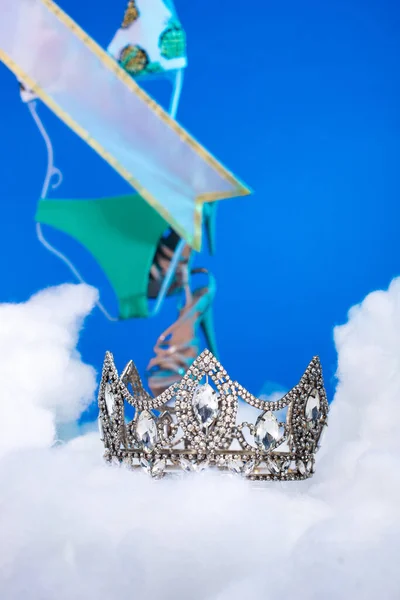 Puff Diamond Crown Надел Туфли Высоком Каблуке Конкурса Красоты Miss — стоковое фото