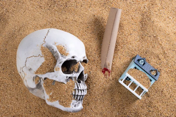Death Skull Onder Zandstrand Geïsoleerd Met Laatste Zal Erfenis Schatkaart — Stockfoto