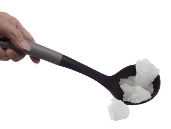 Kaya Şeker Sineği Kepçe Çeviriciden Dökülür Beyaz Kristal Şeker Soyut — Stok fotoğraf