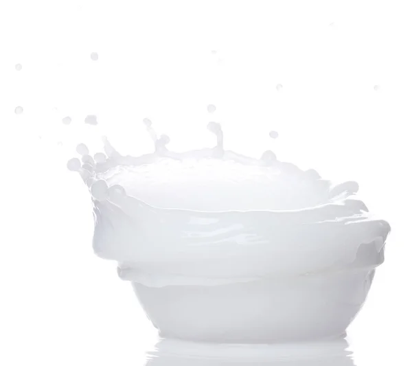 Milchjoghurt Weißwasser Spritzt Aus Der Schüssel Nach Oben Milchlotion Der — Stockfoto