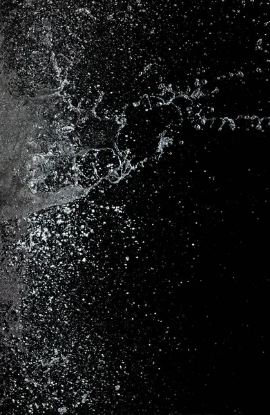 水撞墙地面的模糊Defocus图像 爆炸成滴滴 在空中爆炸中 水的攻击和飞溅的数量 停止运动冻结射击 质感成分用 — 图库照片