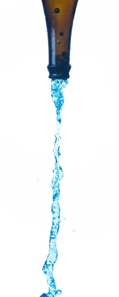 Πόσιμο Νερό Πλαστικό Μπουκάλι Πτώση Πετάξει Στον Αέρα Φρέσκο Νερό — Φωτογραφία Αρχείου