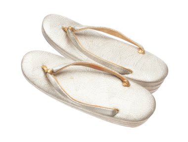 Tabis 'in ayakkabıları Japon geleneksel Komono ekipmanları havada uçuyor. Tabis 'in ayakkabıları Japon geleneksel Komono tören için güzel giysilerdir. Beyaz arkaplan izole