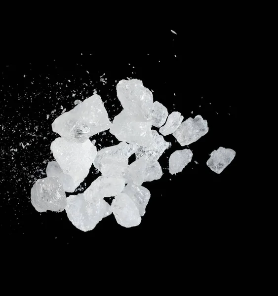 Ijsblokjes Ontploffen Kristalheldere Ijsgolf Drijvend Vallen Lucht Ice Brick Crack — Stockfoto