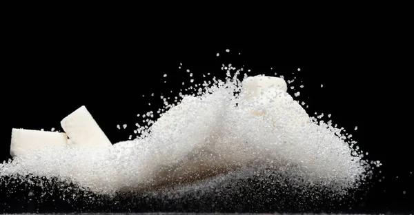 Reine Raffinierte Zuckerwürfel Fliegen Explosionsartig Weiße Kristallzucker Abstrakte Wolkenfliege Rein — Stockfoto
