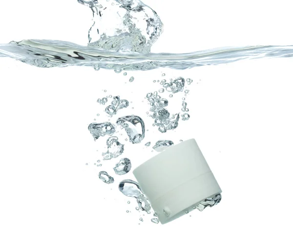 Kosmetikbehälter Fallen Klares Wasser Mit Luftblase Kleine Kosmetische Behandlungsbehälter Fallen — Stockfoto