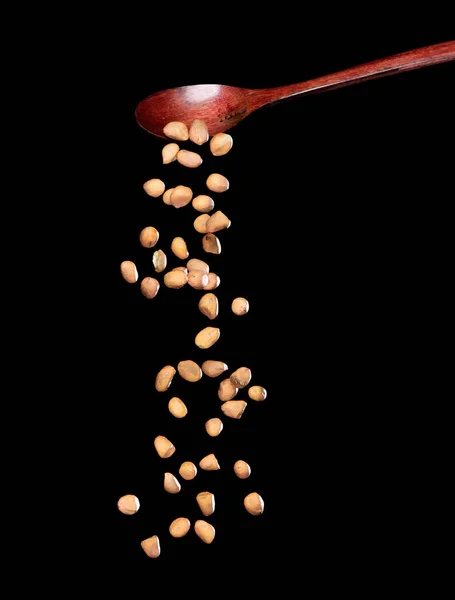Queda Amendoim Amendoins Grão Marrom Explodir Mosca Nuvem Abstrata Colher — Fotografia de Stock