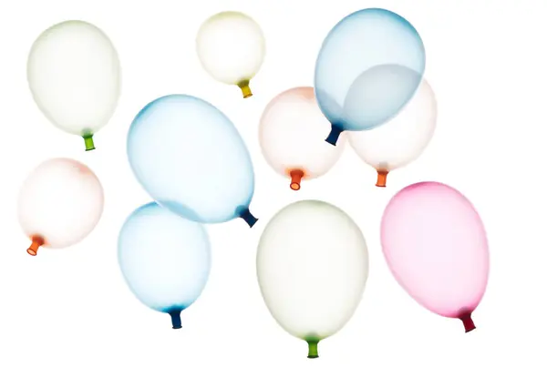 Opgeblazen Rubber Kleurrijke Ballonnen Vliegen Lucht Veel Kleurrijke Opgeblazen Ballonnen — Stockfoto