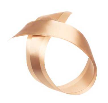 Altın kurdele, kıvrımlı, parlak kıvrımlı havada uçar. Hediyelik doğum günü partisi için altın kurdele süslemek ve kumaştan uzun düz kumaş yapmak için. Beyaz arkaplan izole