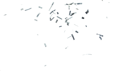 Gümüş Konfeti folyosu yere düşüyor. Gümüş Konfeti Foil patlaması, soyut bulut sineği. Birçok Parti simleri birçok grupta dağılır. Beyaz arkaplan yüksek hız deklanşör dondurma hareketini izole etti