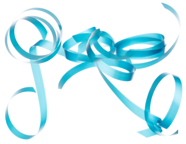 Mavi kurdele, kıvrımlı kıvrımlı parlak bir şekilde havada uçuyor. Hediyelik doğum günü partisi için mavi kurdele süslemek ve kumaştan uzun düz kumaş yapmak için. Beyaz arkaplan izole