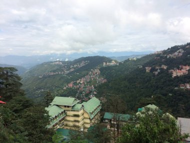 Shimla HIlls HP Hindistan 'ın manzara görüntüsü