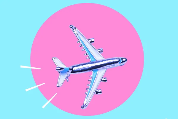 Sztuka Collage Samolot Neonowych Kolorach Neonowym Kole Koncepcja Lotu Podróży — Zdjęcie stockowe